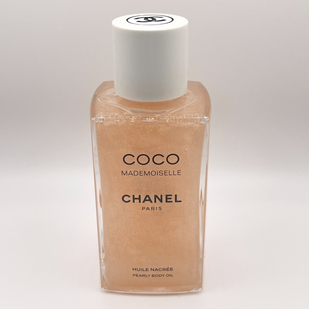CHANEL - Coco Mademoiselle Pearly Body Oil - Picture 2 of 3